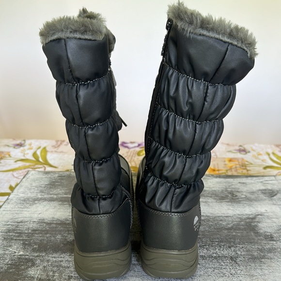 NWT woman’s totes boots - Picture 5 of 7